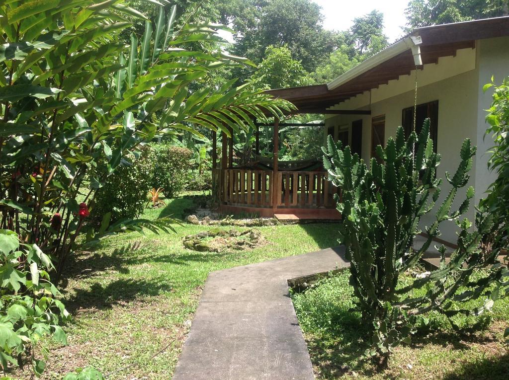 Cabinas Caribe Luna カウイータ エクステリア 写真