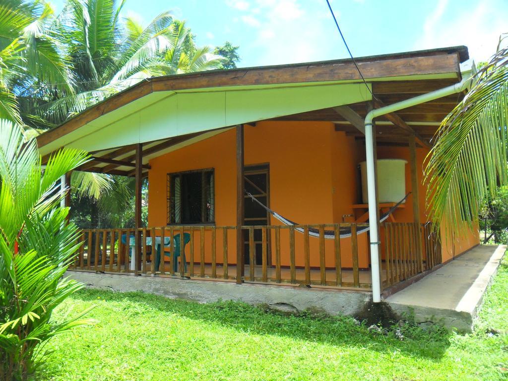 Cabinas Caribe Luna カウイータ エクステリア 写真