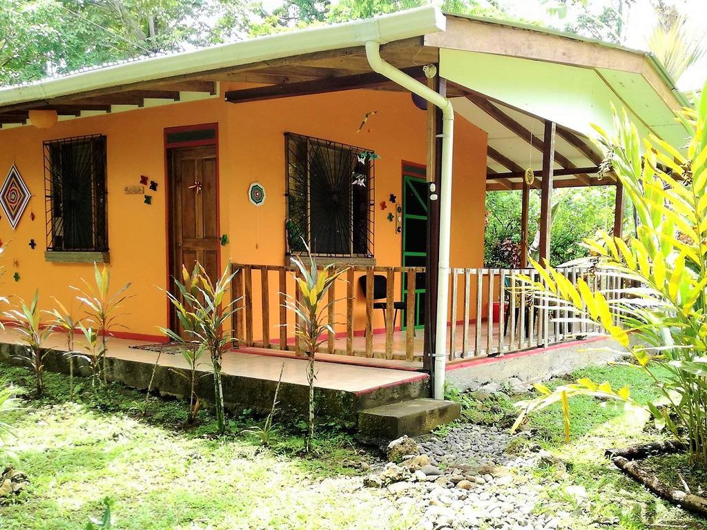 Cabinas Caribe Luna カウイータ エクステリア 写真